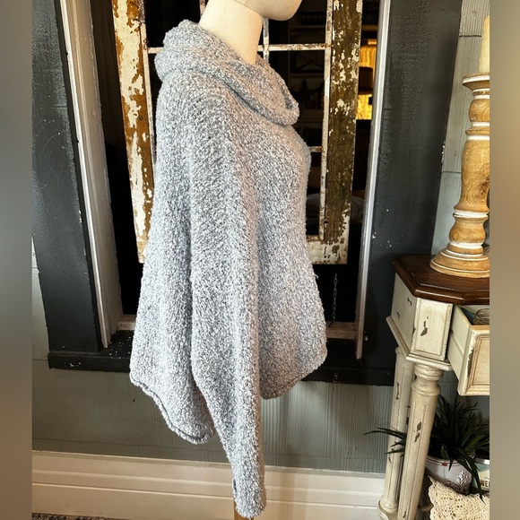 Free people BFF sweater in gray oversized cowl neck women’s size S - Picture 3 of 6